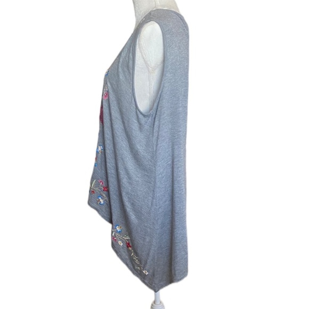 Life Style Grey Floral Embroidered‎ T-shirt Vest sz M - Picture 3 of 6